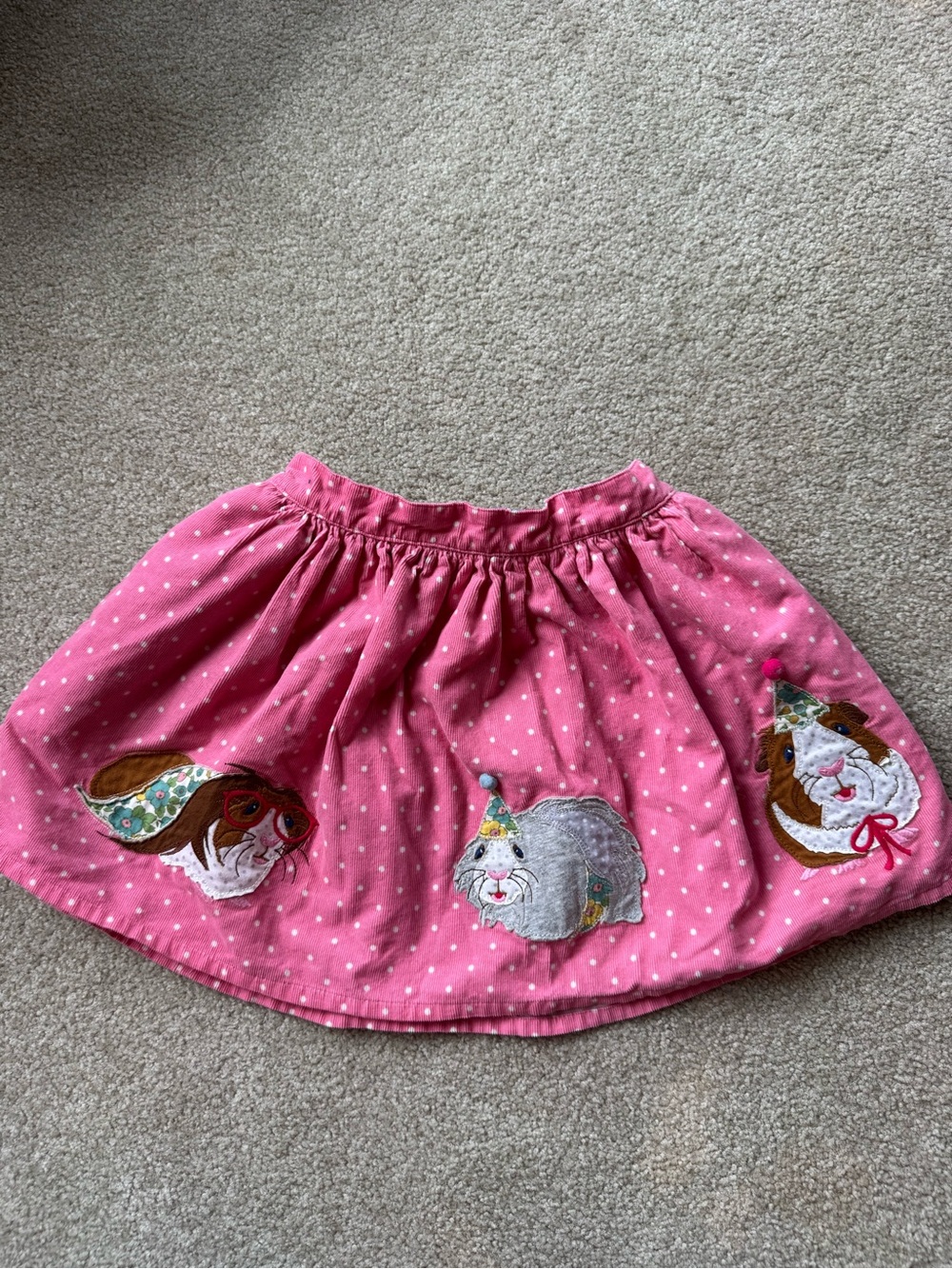 Mini Boden Birthday Guinea Pig Appliqué Skirt in Pink Polka Dot Corduroy